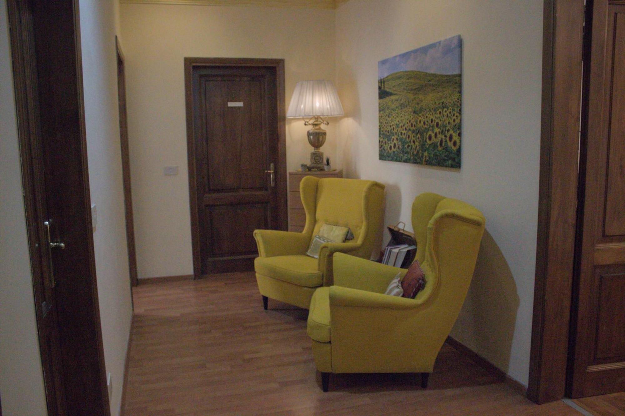 Madrid Bed & Breakfast 2*